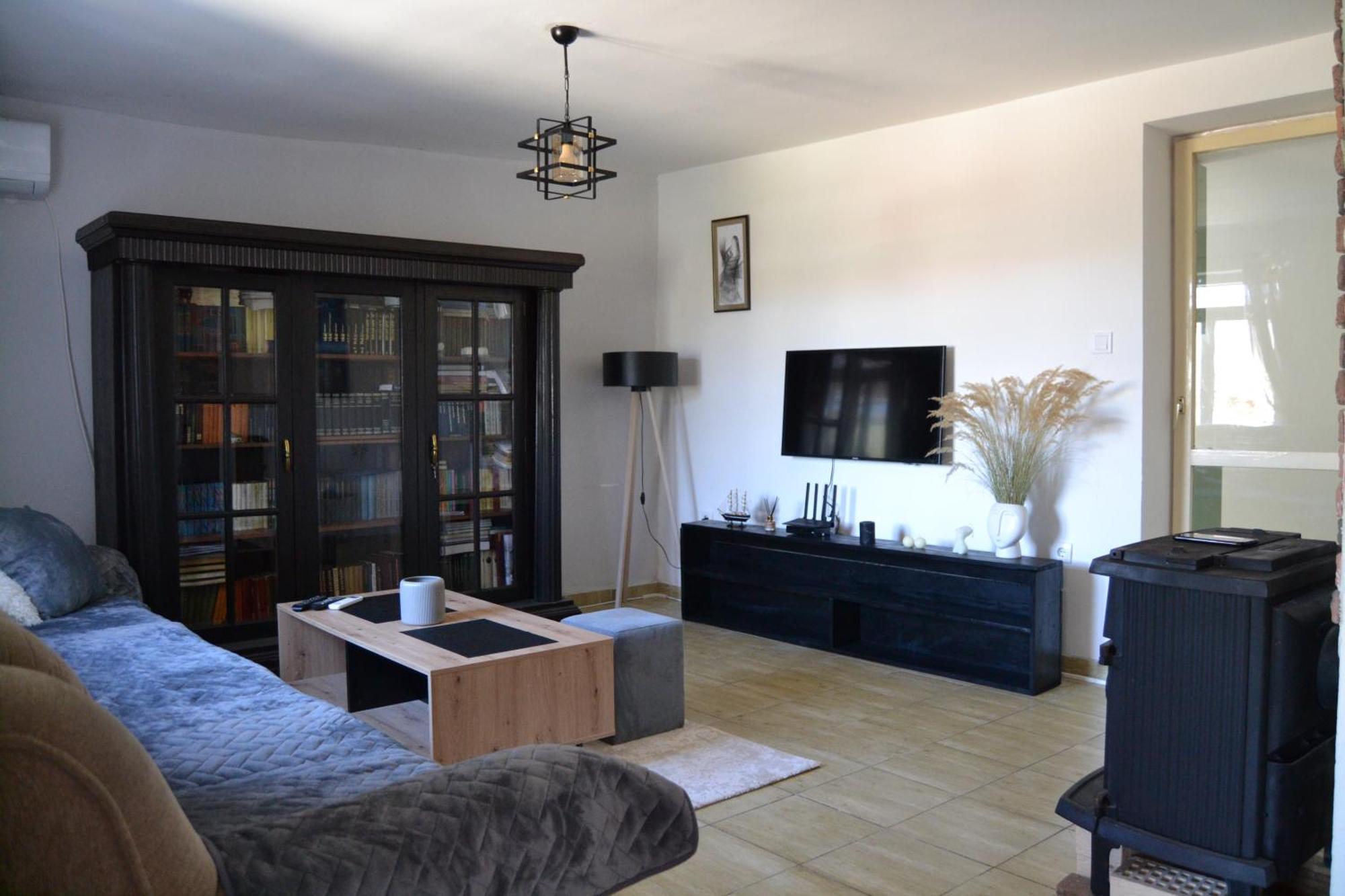 Una Apartment Cetinje Bagian luar foto